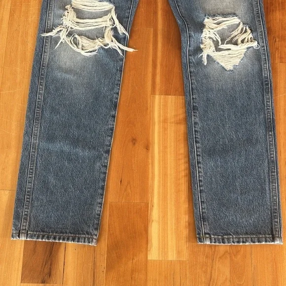 KHAITE Straight stovepipe jeans in blue Rigid Denim Distressed Women 26 New